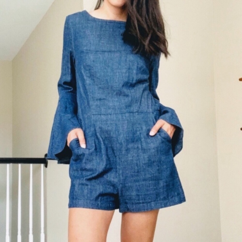 💙SUGAR + LIPS💙ANGEL SLEEVE CHAMBRAY ROMPER💙